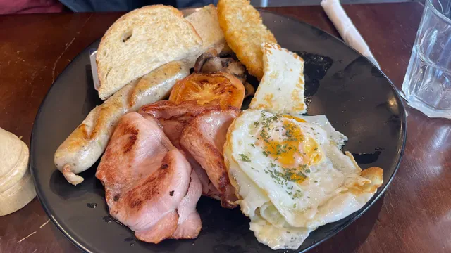 Brew Bros Licenced Eatery