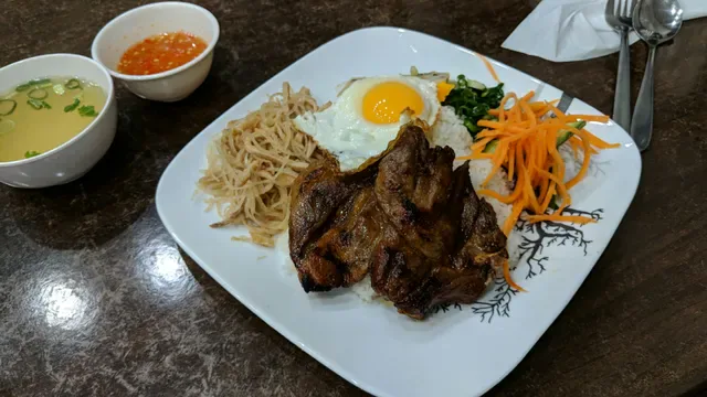 Broken Rice Vietnamese Restaurant - Canley Heights