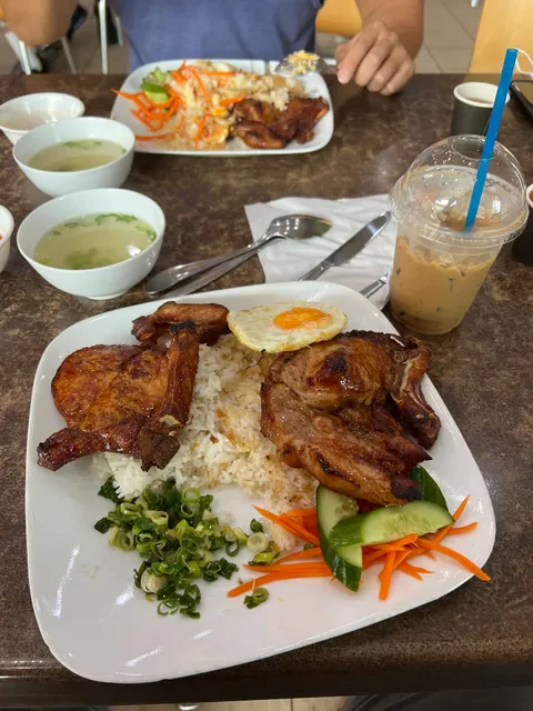 Broken Rice Vietnamese Restaurant - Canley Heights