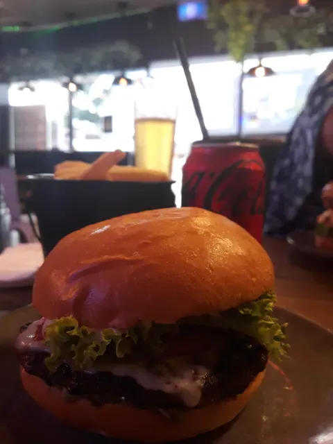 Burger 10