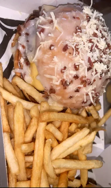 Burger Point Eastern Creek Quarter