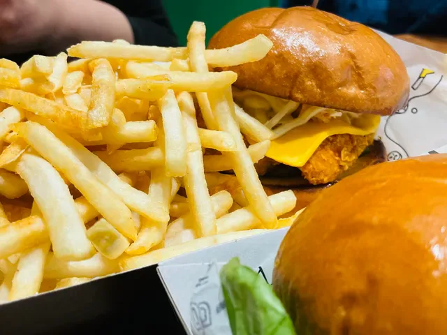 Burger Point Edmondson Park