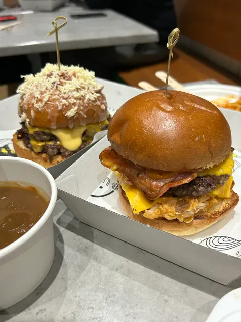 Burger Point Edmondson Park