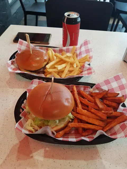 Burgers On Broadway Ermington