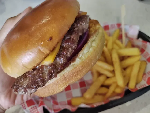Burgers On Broadway Ermington