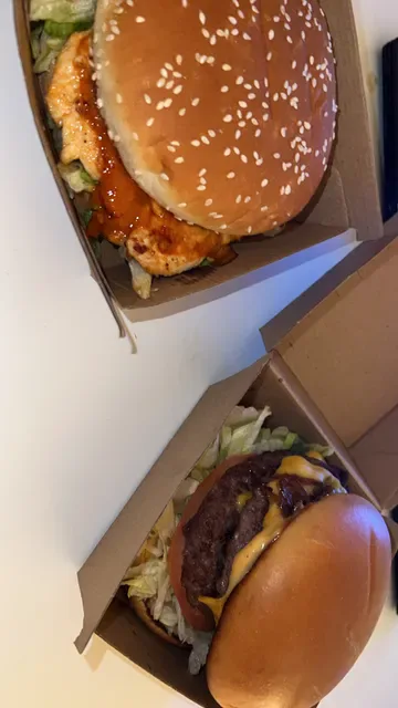 Burgers On Broadway Mortdale