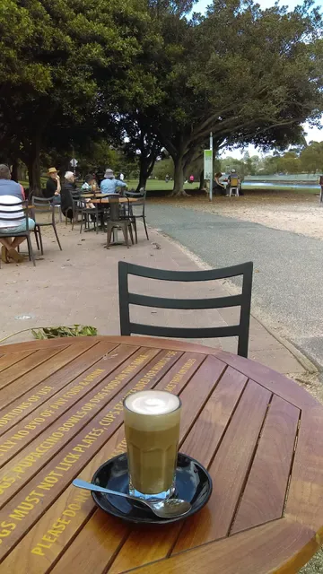 Cafe Bones