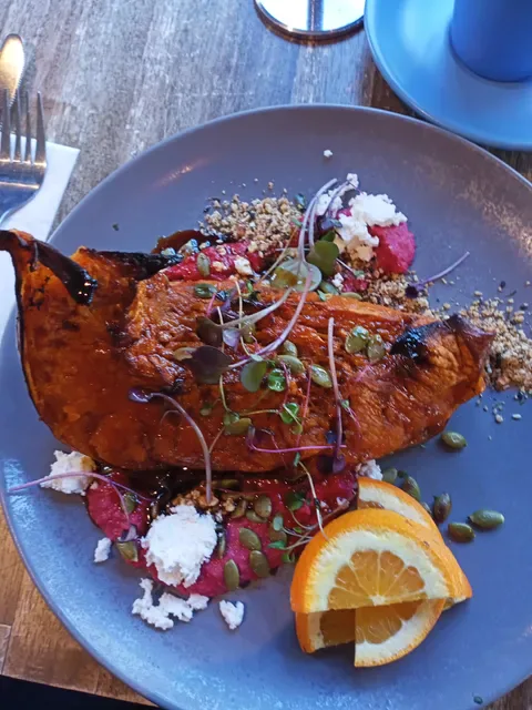 Café Leura - Modern Australian Cafe Restaurant