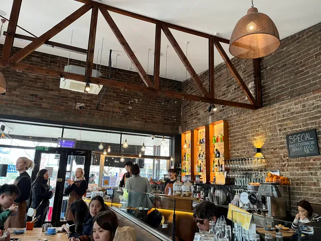 Café Leura - Modern Australian Cafe Restaurant