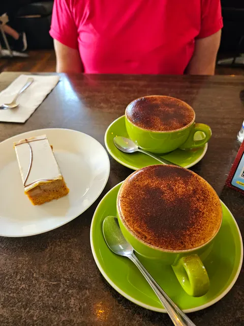 Cafe Loftus