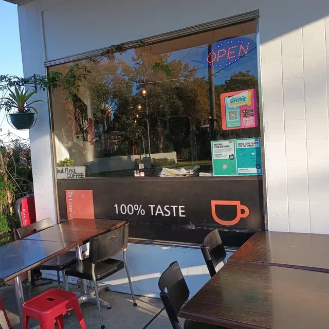 Cafe Loftus