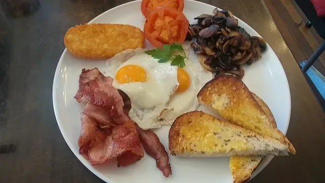 Cafe Loftus