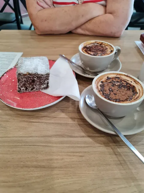 Cafe on Haig