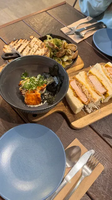 Cafe Oratnek
