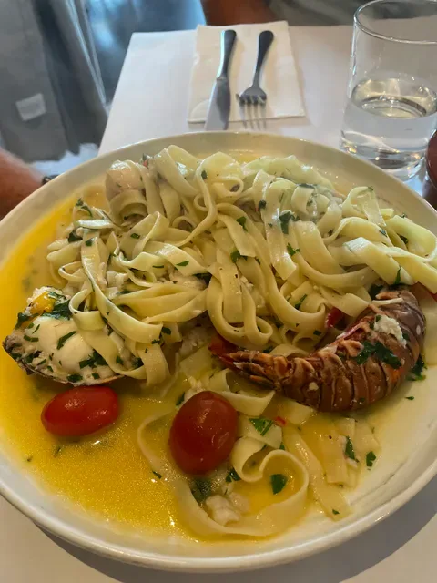 Cafe Rialto