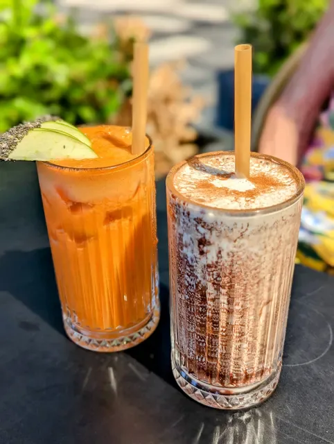 Caffe & Co. Caddens