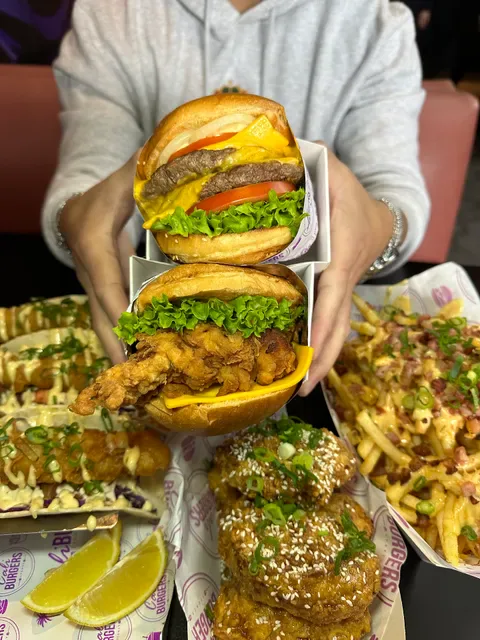 Cali Burgers Len Waters Estate