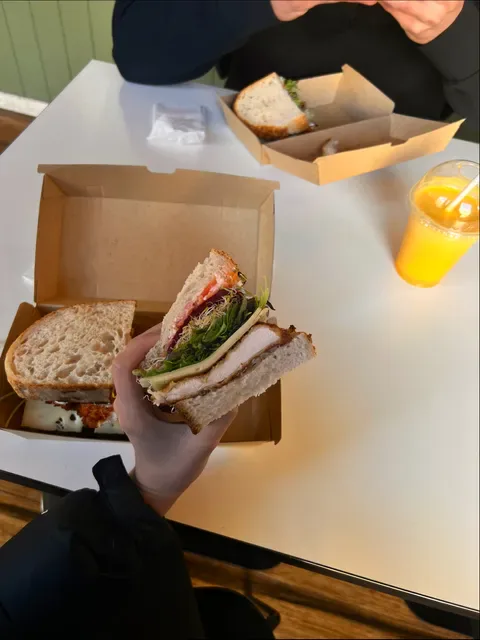 WOORI Cafe Pyrmont
