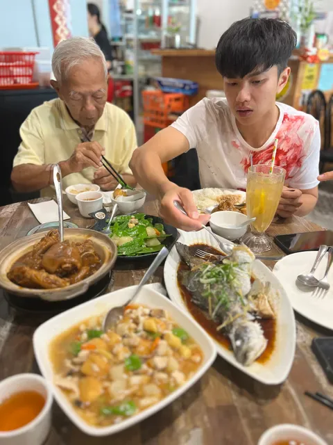 Canton Noodle House