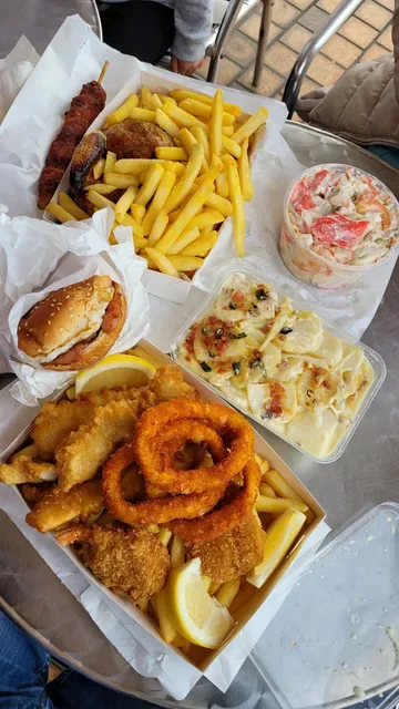 Casula Chicks & Seafood