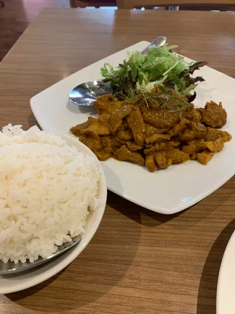 Caysorn Thai