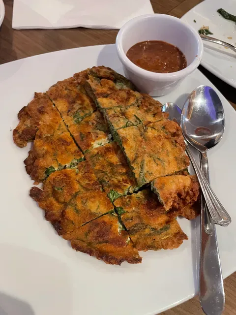 Caysorn Thai