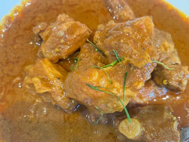 Caysorn Thai