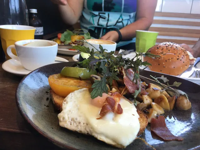 Celsius Coffee & Dining