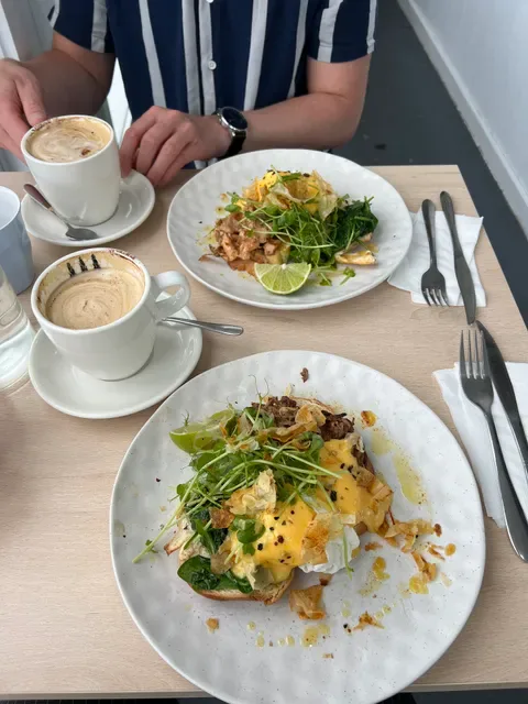 Celsius Coffee & Dining