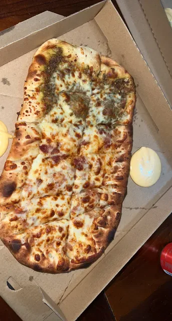 Cesars Pizza House