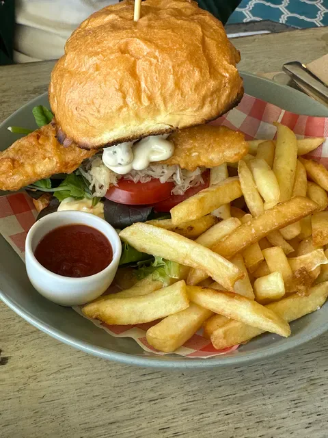 Chapter One Café