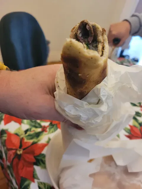 Charlie's Pizzeria & Bakery