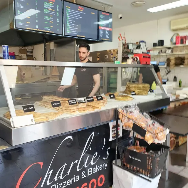 Charlie's Pizzeria & Bakery