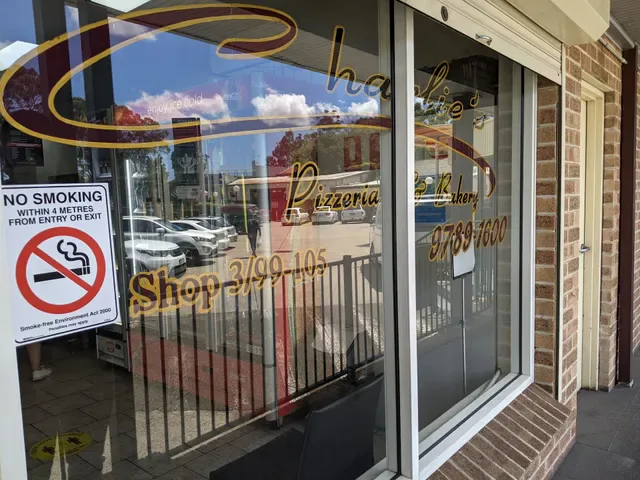Charlie's Pizzeria & Bakery