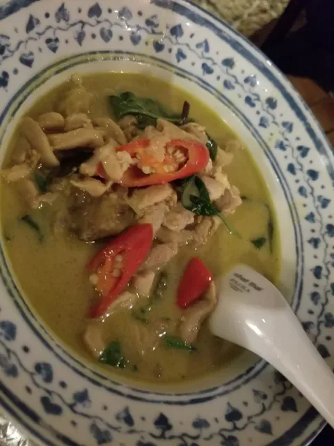 Chat Thai