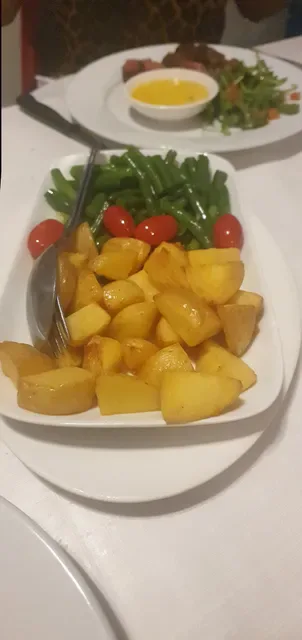 Chez Maurice Et Linda