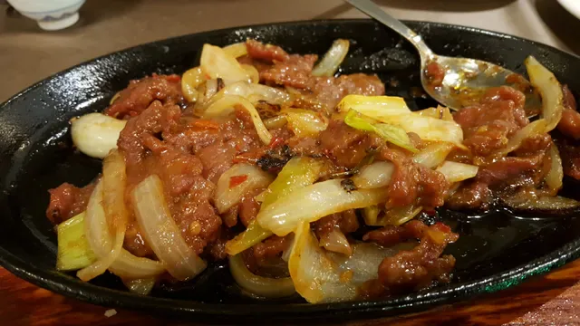 Chow's Pine Garden Restaurant
