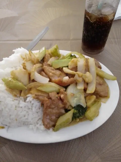 Chow's Pine Garden Restaurant