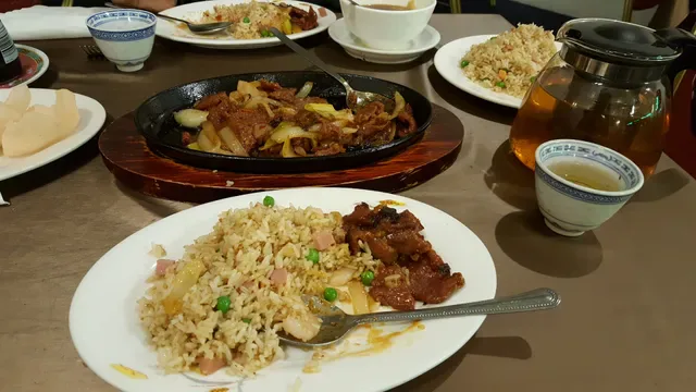 Chow's Pine Garden Restaurant