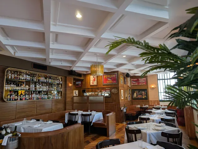 Clam Bar