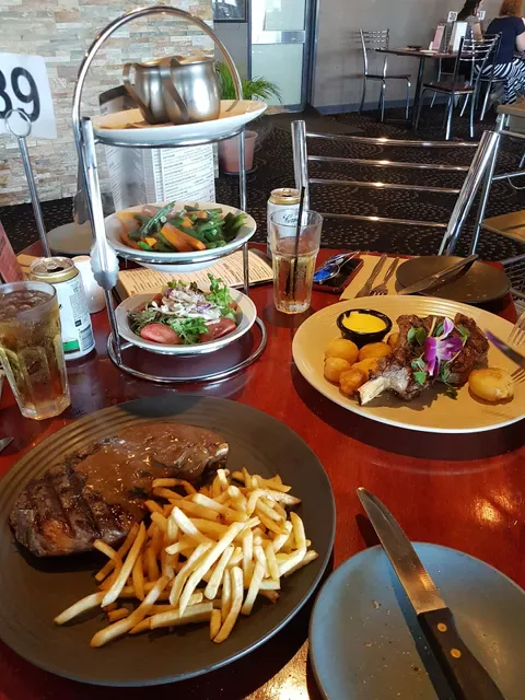 Clarendon Tavern