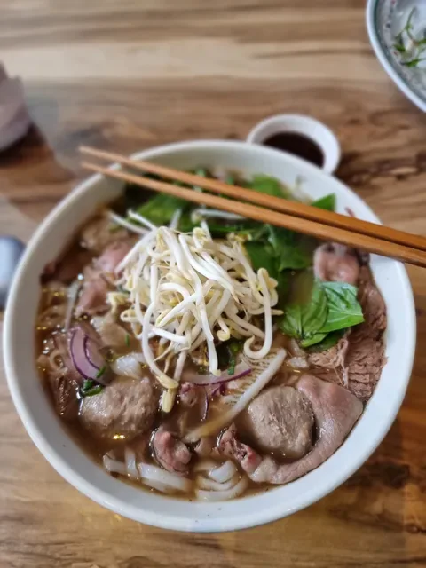 Cliff Cafe & Pho (Pho HoHoHo)