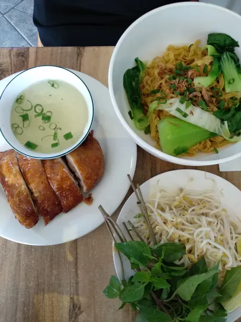 Cliff Cafe & Pho (Pho HoHoHo)