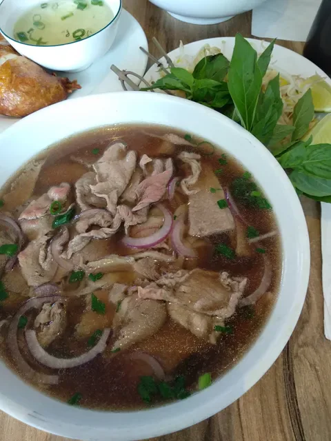 Cliff Cafe & Pho (Pho HoHoHo)