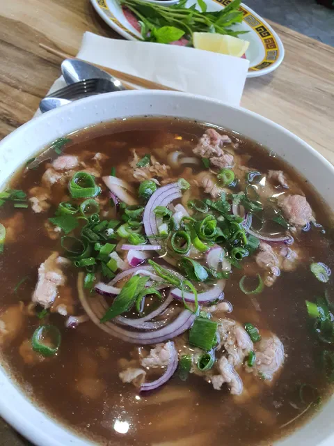 Cliff Cafe & Pho (Pho HoHoHo)