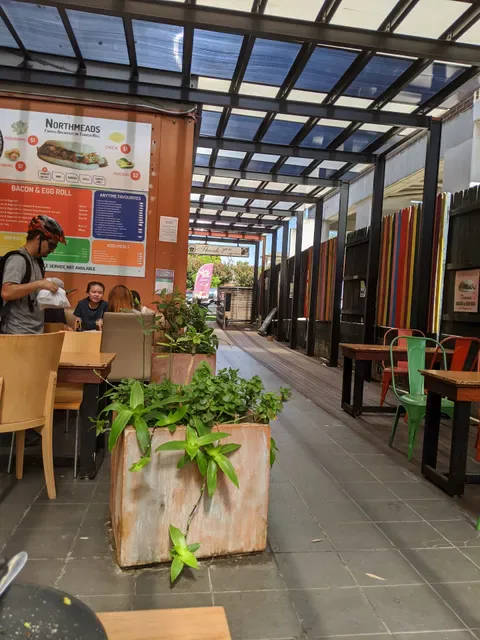 Coffee Embassy Bar