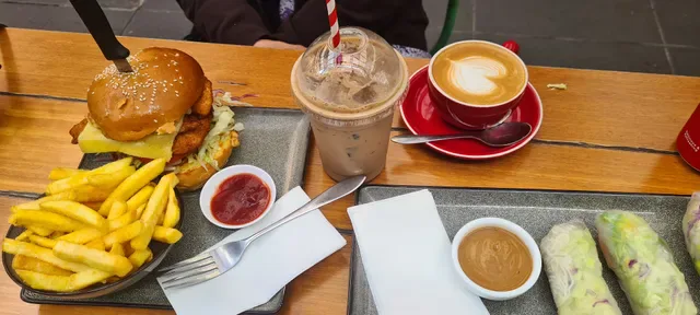 Coffee Embassy Bar
