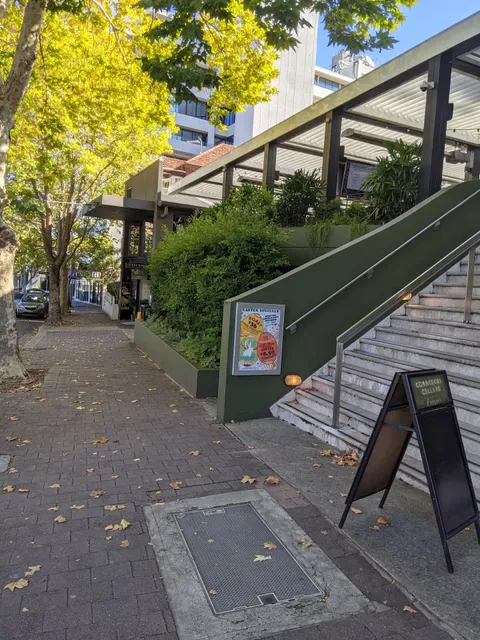 The Old Commodore Hotel