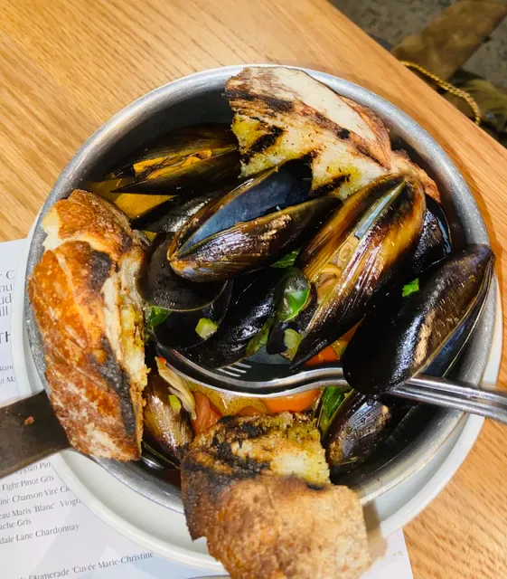 Coogee Wine Room - Restaurant & Bar