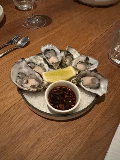 Coogee Wine Room - Restaurant & Bar